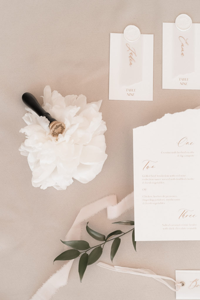 Wachsiegel, Pfingstrose, Flatlay, Papeterie, Namenskärtchen, Das Fräulein Hanse