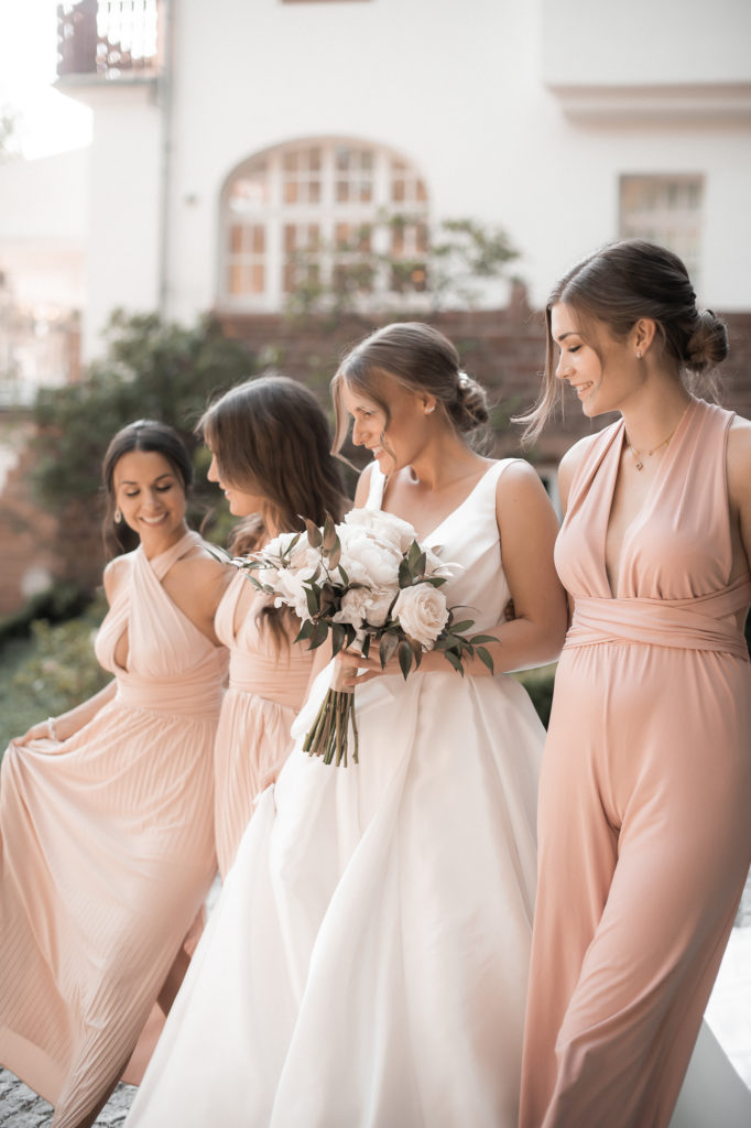 Brautstrauß, Braut, Brautjungfern, Brautkleid, Anja Frey Weddings & Events